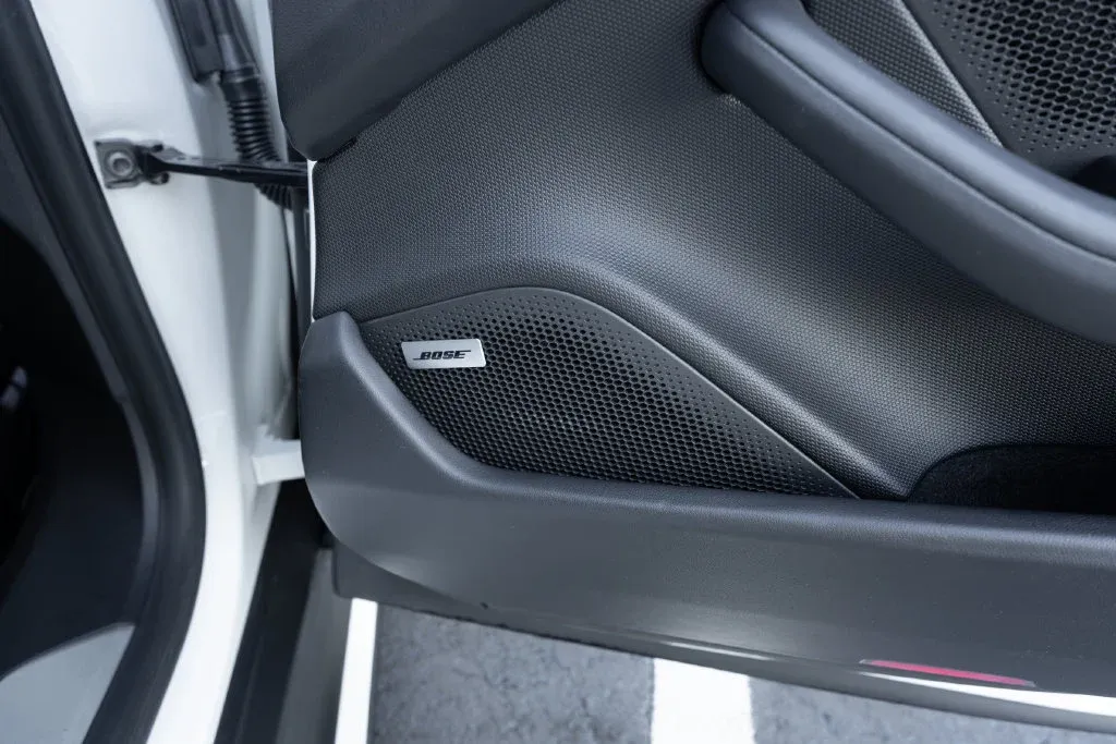Porsche Taycan photo 55