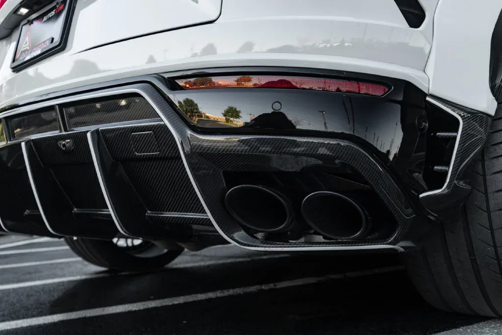 Lamborghini URUS photo 22