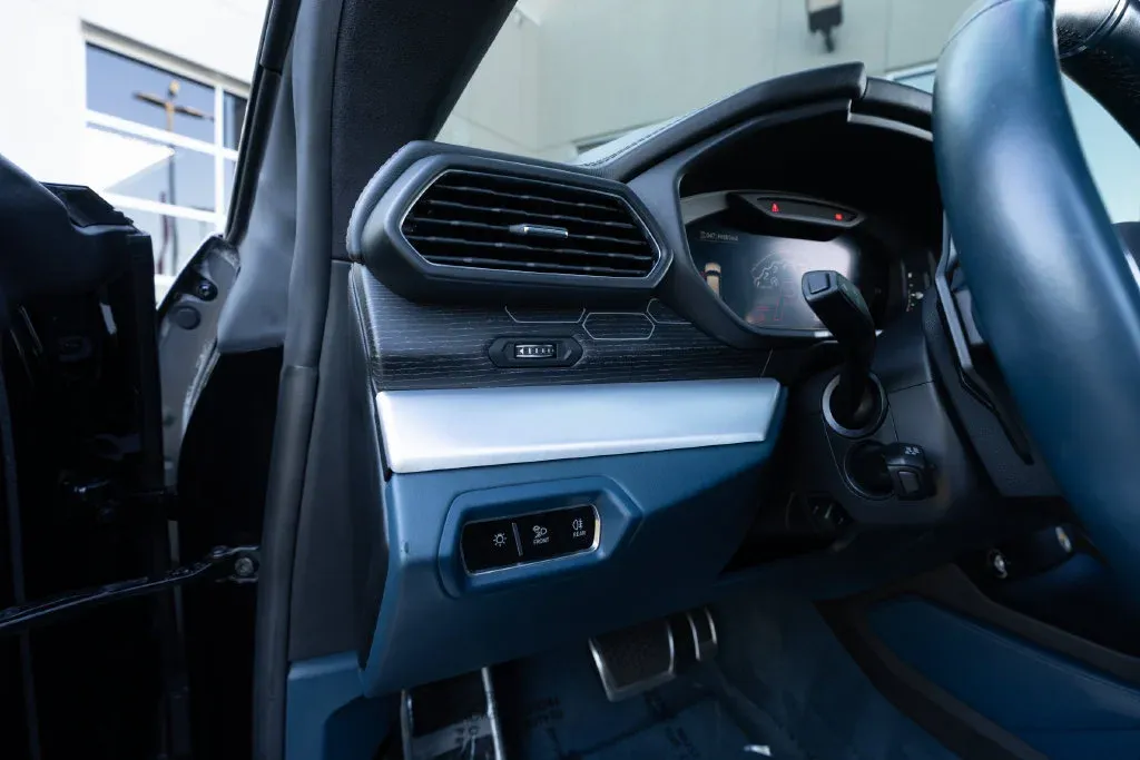 Lamborghini URUS photo 42