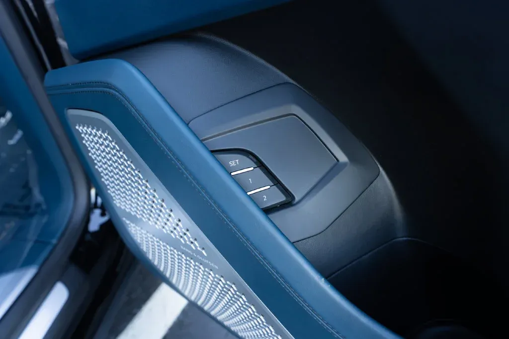 Lamborghini URUS photo 65