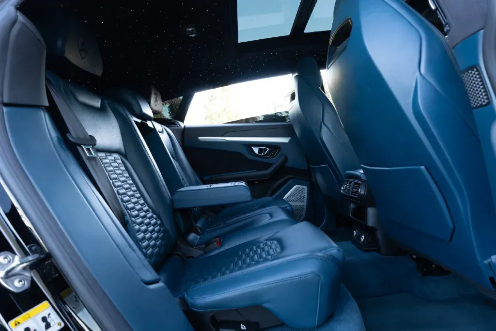Lamborghini URUS photo 67