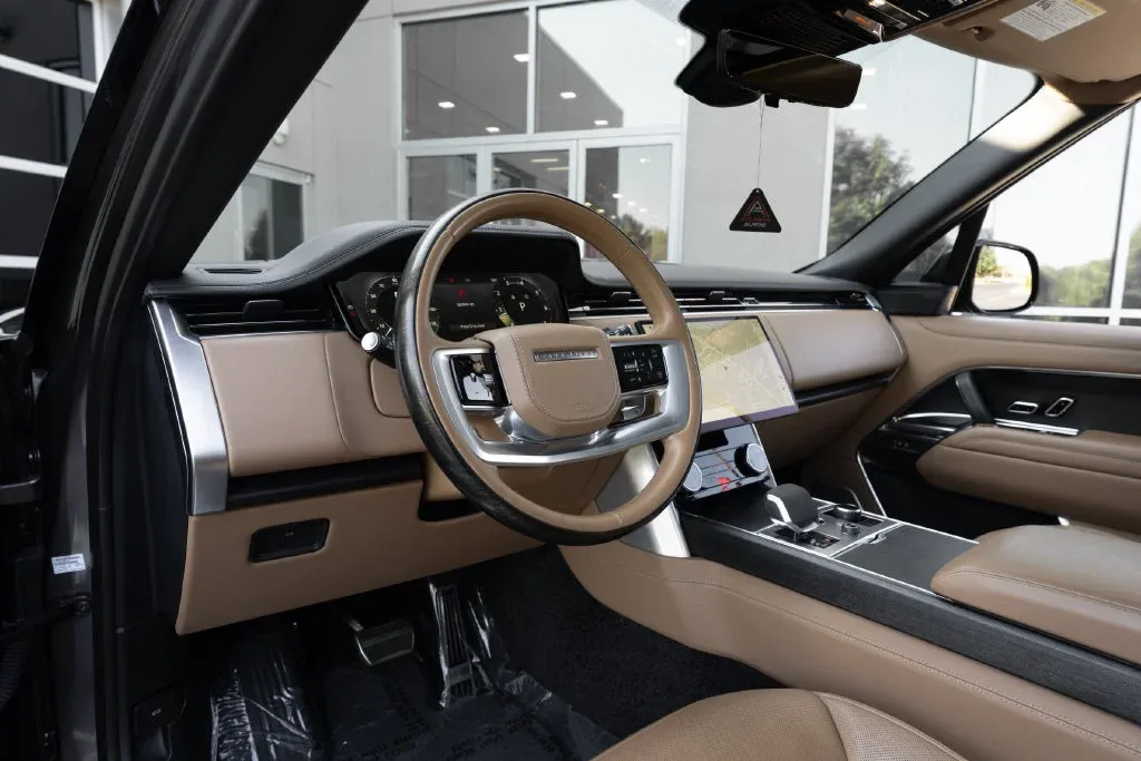 Land Rover Range Rover photo 19