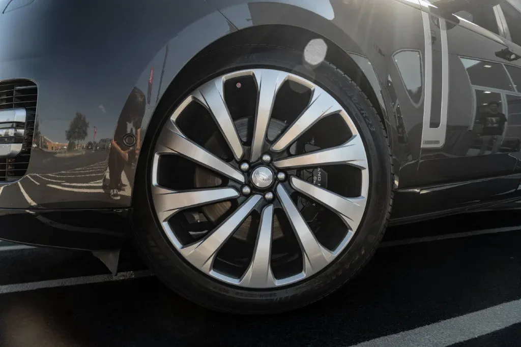 Land Rover Range Rover photo 2