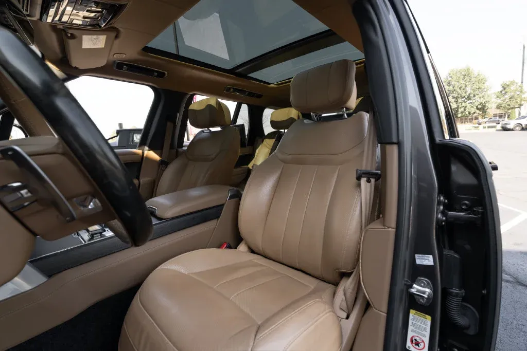 Land Rover Range Rover photo 22