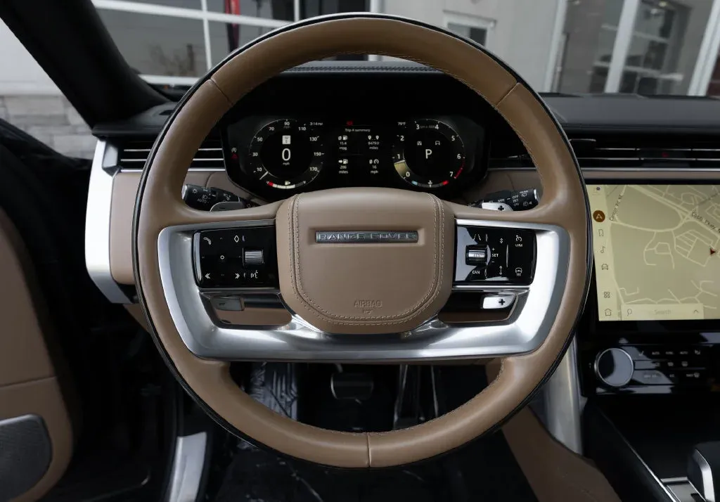 Land Rover Range Rover photo 23
