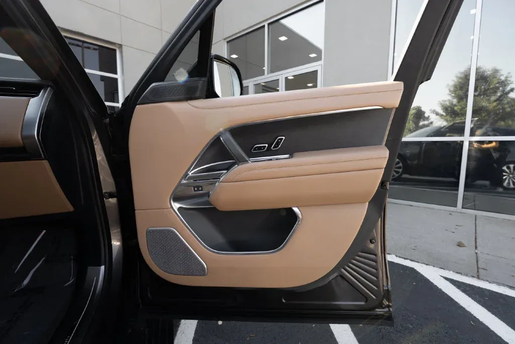 Land Rover Range Rover photo 33