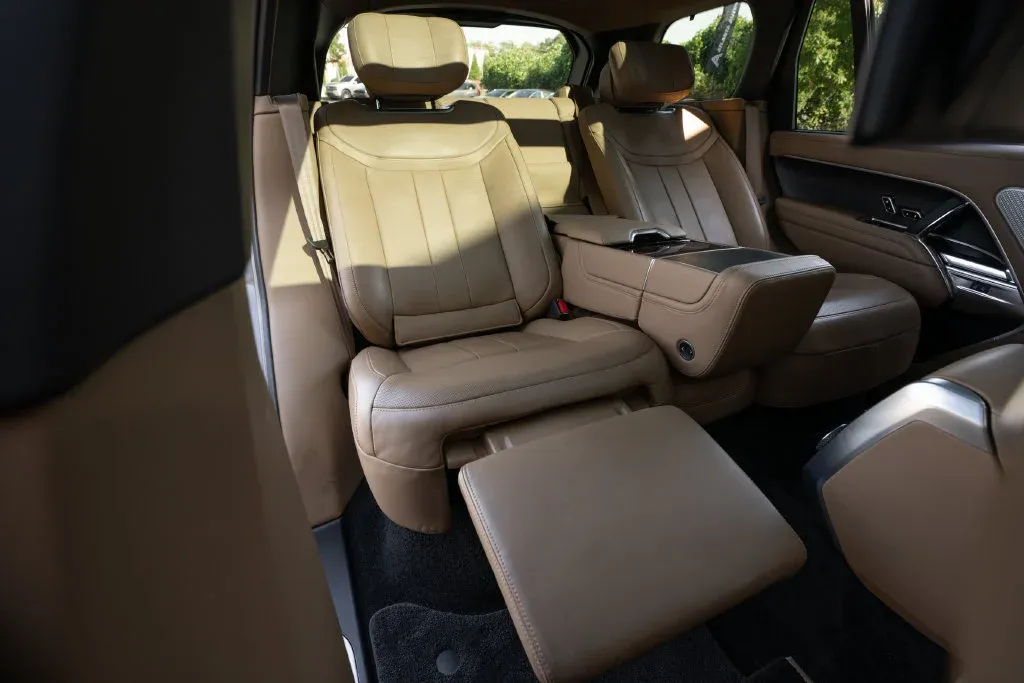 Land Rover Range Rover photo 36