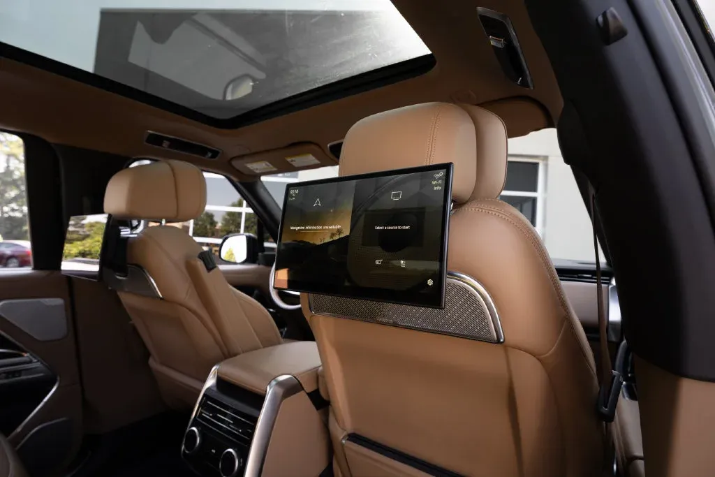 Land Rover Range Rover photo 38