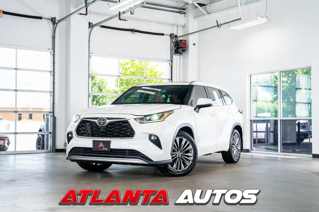 White 2020 Toyota Highlander Platinum for sale in Marietta, GA