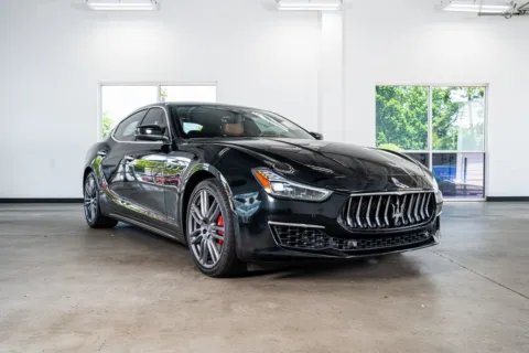 More photos of 2018 Maserati Ghibli GranLusso at Atlanta Autos, GA