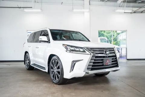 More photos of 2019 Lexus LX 570 at Atlanta Autos, GA