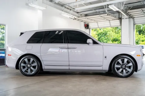 More photos of 2022 Rolls-Royce Cullinan at Atlanta Autos, GA