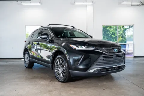 More photos of 2021 Toyota Venza at Atlanta Autos, GA