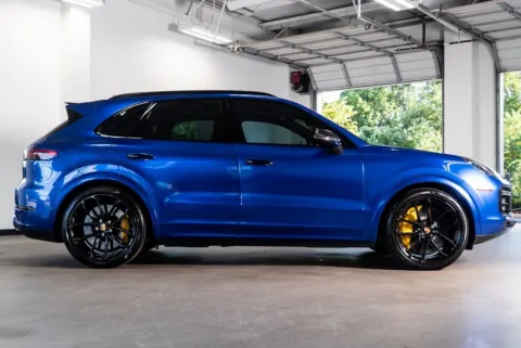 More photos of 2019 Porsche Cayenne Turbo at Atlanta Autos, GA