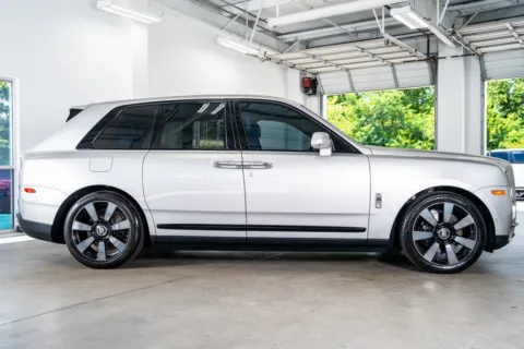More photos of 2022 Rolls-Royce Cullinan at Atlanta Autos, GA