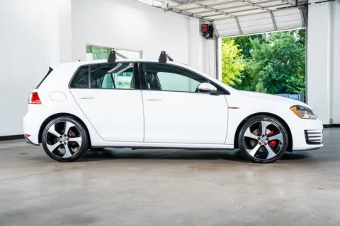 More photos of 2015 Volkswagen Golf GTI 2.0T SE at Atlanta Autos, GA