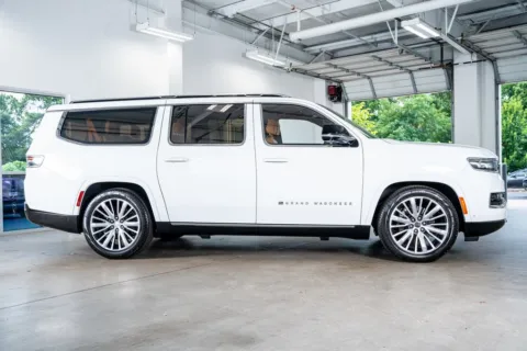More photos of 2023 Jeep Grand Wagoneer L Series III at Atlanta Autos, GA