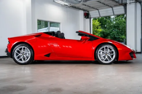 More photos of 2019 Lamborghini Huracan LP580-2S at Atlanta Autos, GA