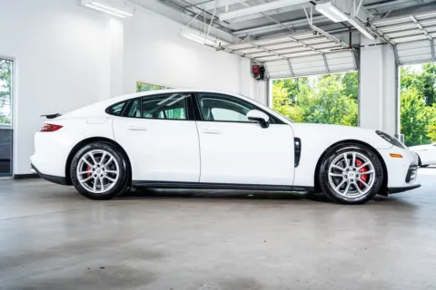 More photos of 2020 Porsche Panamera at Atlanta Autos, GA