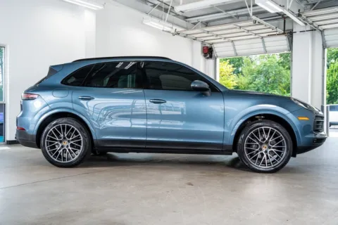 More photos of 2019 Porsche Cayenne at Atlanta Autos, GA