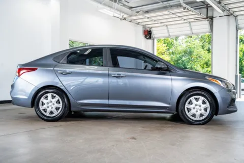 More photos of 2019 Hyundai Accent SE at Atlanta Autos, GA
