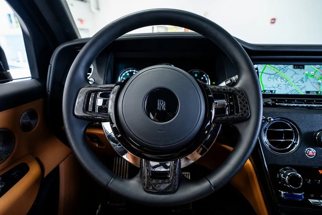 2022 Rolls-Royce Cullinan Black Badge - Photo 39