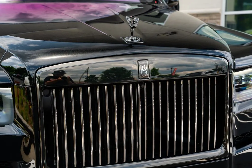2022 Rolls-Royce Cullinan Black Badge - Photo 6
