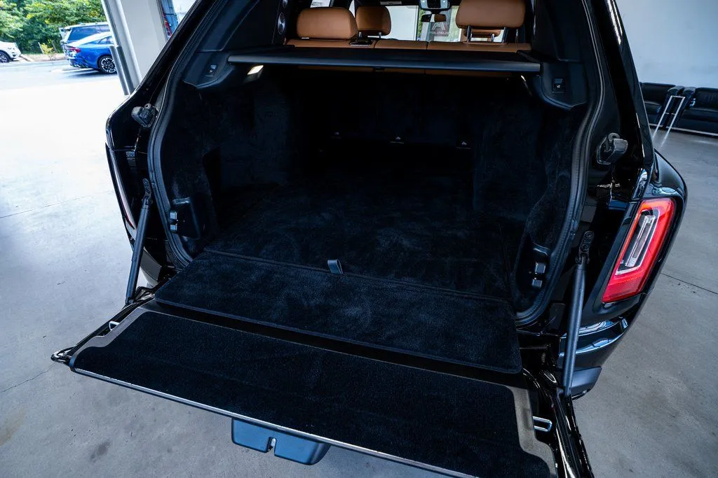 2022 Rolls-Royce Cullinan Black Badge - Photo 70