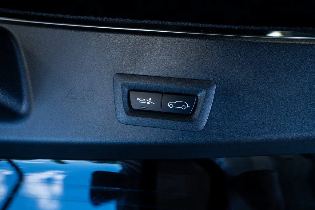 2022 Rolls-Royce Cullinan Black Badge - Photo 68