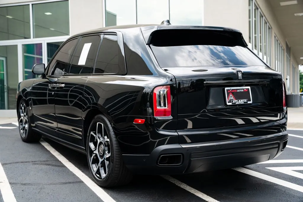 2022 Rolls-Royce Cullinan Black Badge - Photo 17