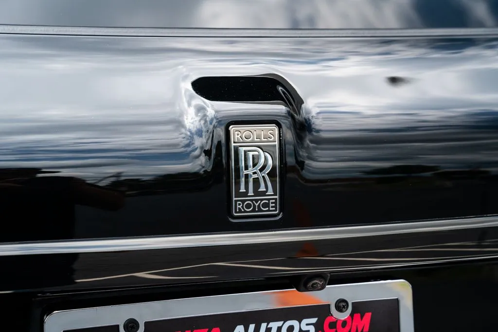 2022 Rolls-Royce Cullinan Black Badge - Photo 16
