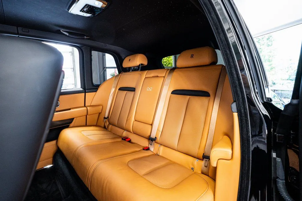 2022 Rolls-Royce Cullinan Black Badge - Photo 59