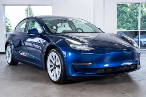 More photos of 2021 Tesla Model 3 Standard Range Plus at Atlanta Autos, GA