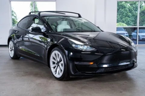 More photos of 2021 Tesla Model 3 Standard Range Plus at Atlanta Autos, GA