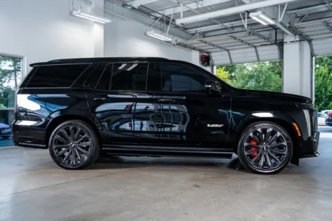 More photos of 2025 Cadillac Escalade V-Series at Atlanta Autos, GA