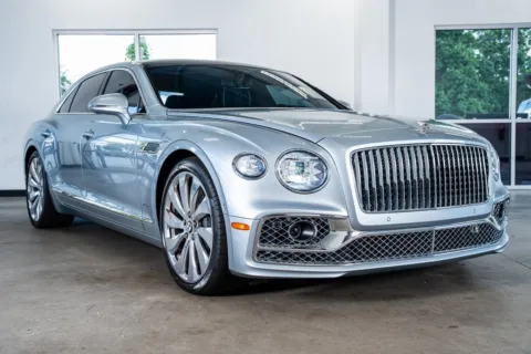 More photos of 2023 Bentley Flying Spur Azure at Atlanta Autos, GA