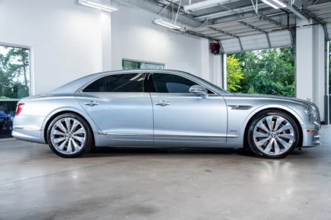 More photos of 2023 Bentley Flying Spur Azure at Atlanta Autos, GA