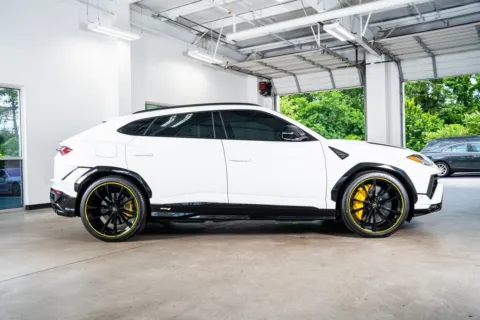 More photos of 2024 Lamborghini Urus S at Atlanta Autos, GA
