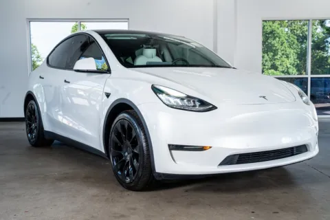 More photos of 2021 Tesla Model Y Long Range at Atlanta Autos, GA