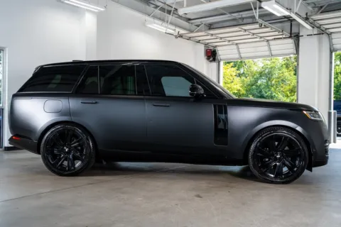 More photos of 2023 Land Rover Range Rover SE at Atlanta Autos, GA