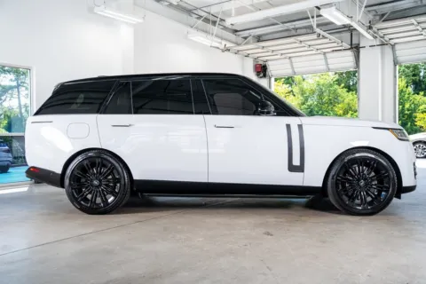 More photos of 2025 Land Rover Range Rover Autobiography at Atlanta Autos, GA
