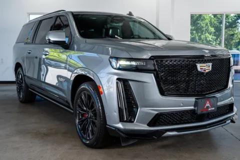 More photos of 2023 Cadillac Escalade ESV V-Series at Atlanta Autos, GA