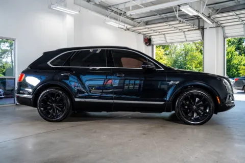 More photos of 2017 Bentley Bentayga W12 at Atlanta Autos, GA