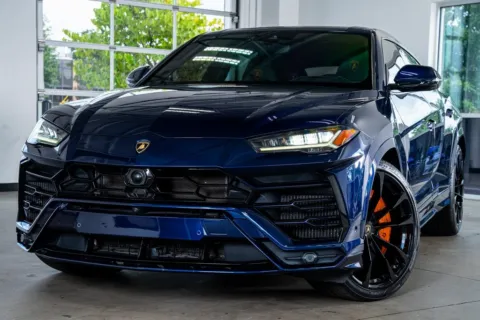 Photos of 2020 Lamborghini Urus for sale in Marietta, GA at Atlanta Autos