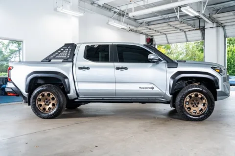 More photos of 2024 Toyota Tacoma Hybrid Trailhunter at Atlanta Autos, GA