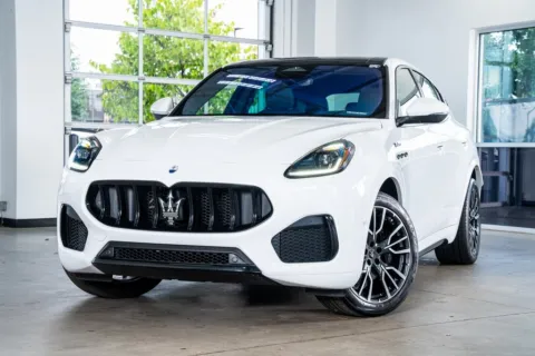Photos of 2023 Maserati Grecale Modena for sale in Marietta, GA at Atlanta Autos