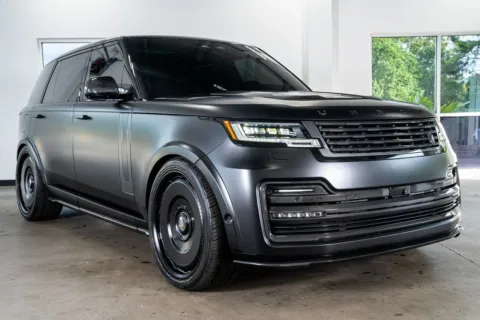More photos of 2024 Land Rover Range Rover SE at Atlanta Autos, GA