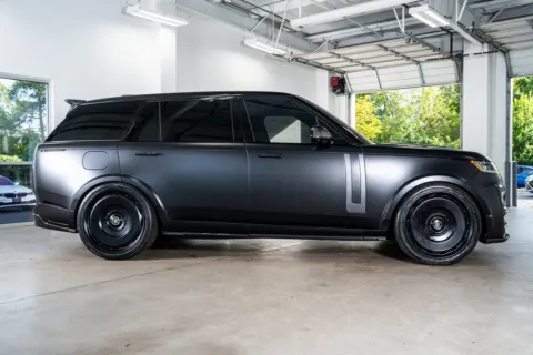 More photos of 2024 Land Rover Range Rover SE at Atlanta Autos, GA