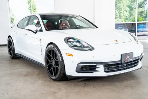 More photos of 2019 Porsche Panamera E-Hybrid 4 at Atlanta Autos, GA