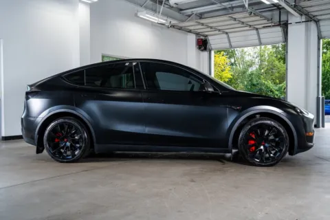 More photos of 2023 Tesla Model Y Long Range at Atlanta Autos, GA